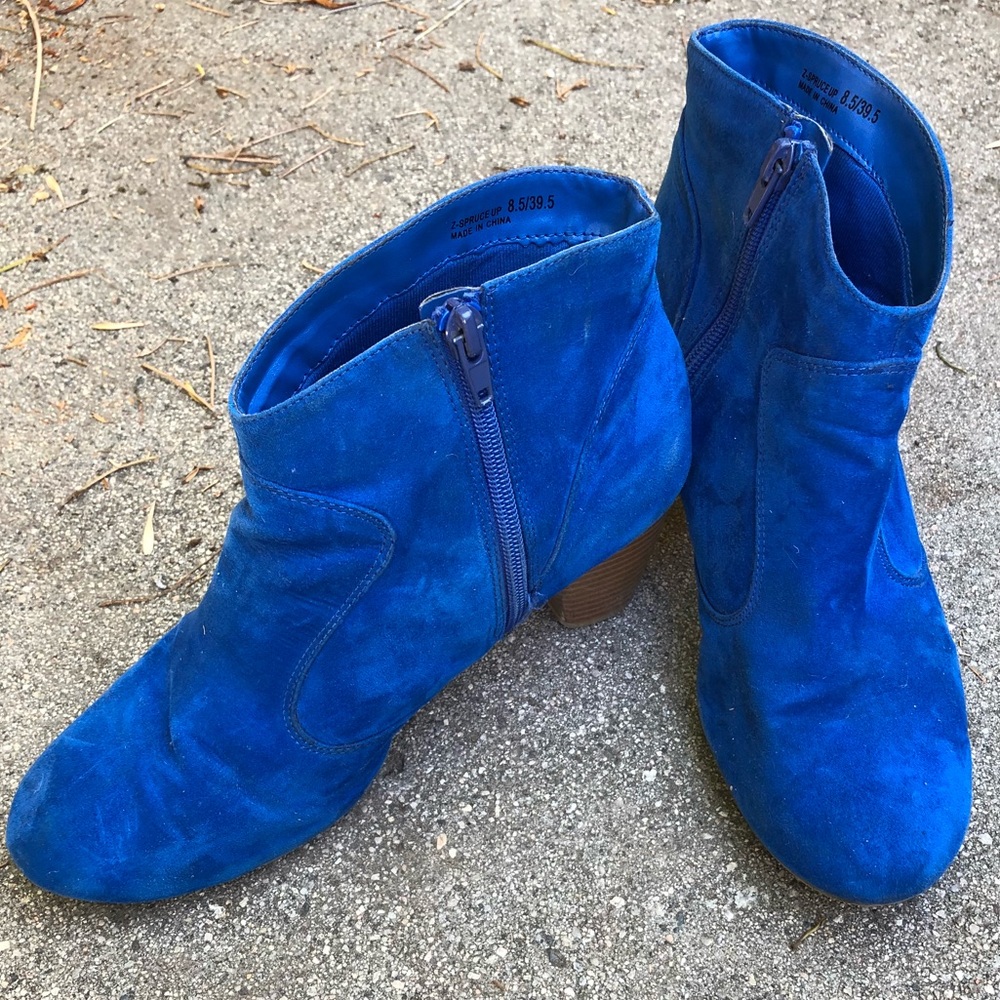 Chinese Laundry Royal Blue Bootie